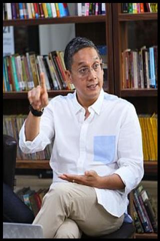 Famous People with name Putra