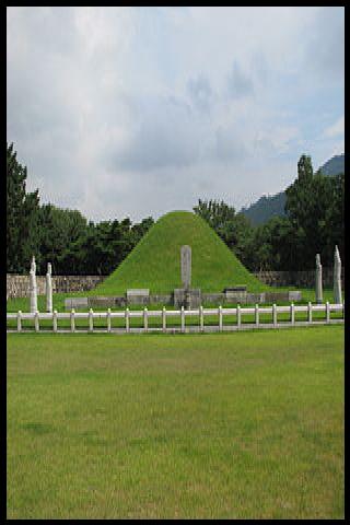 Famous People with name Suro