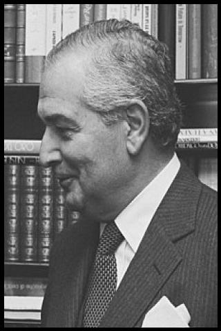 Famous People with name Vahit