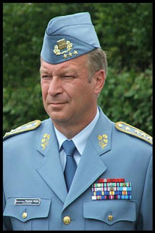 Famous People with name Vlastimil