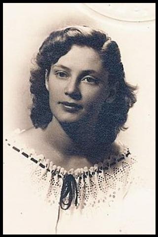 Famous People with name Walkiria