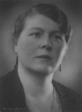 Constance Wiel Schram