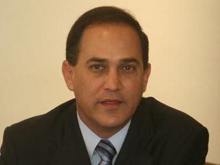 Fernando Alejandro Larrazábal Bretón