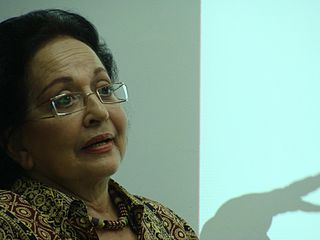 Lola (Lolita) Aniyar de Castro