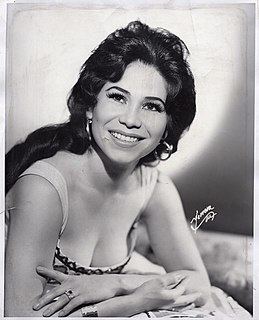 María Elena Velasco