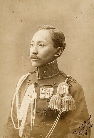 Pakubuwono XI