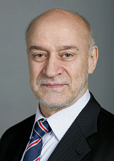 Simon Schenk
