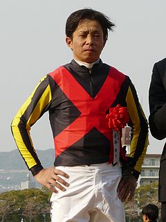 Yasunari Iwata